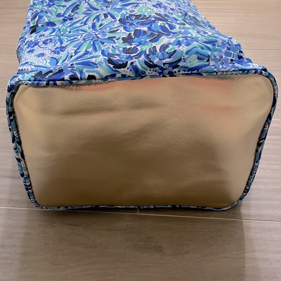 NWT 🌸Lilly Pulitzer Insulated Wine Cooler🏝️ - Picture 6 of 6